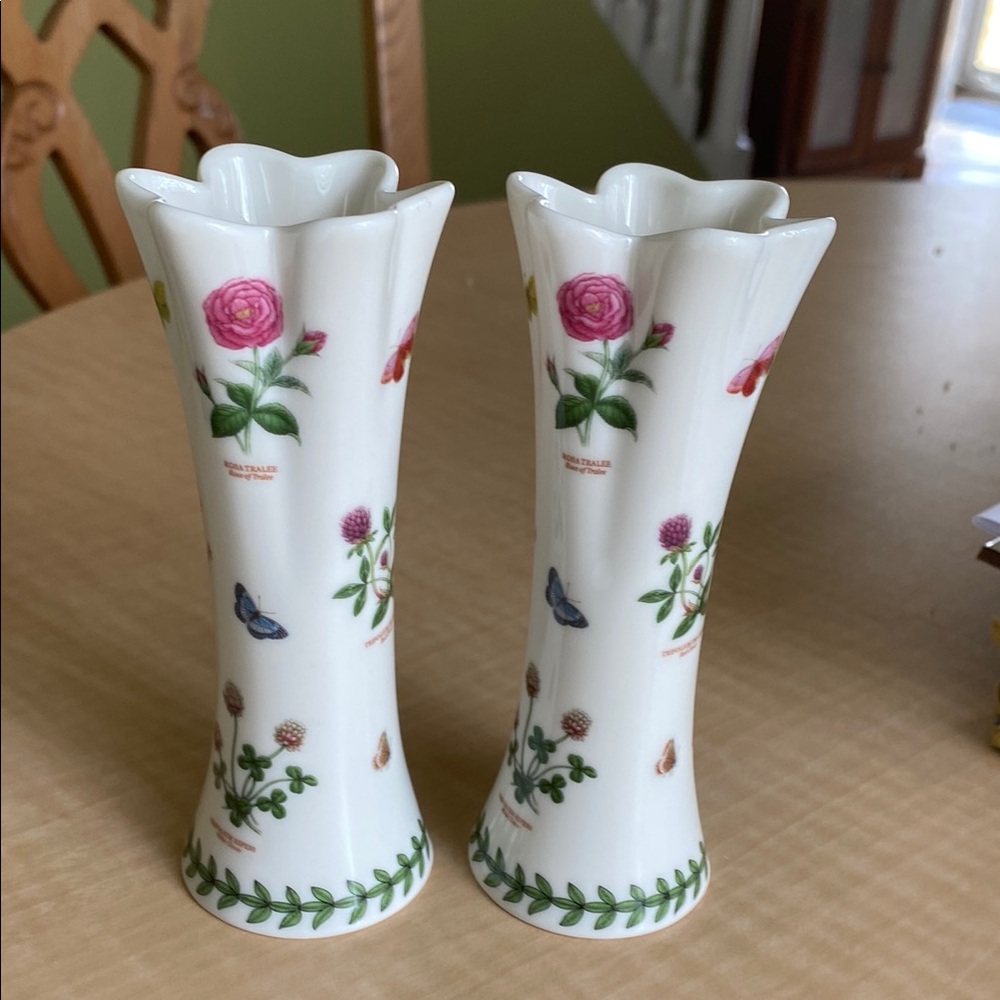 Portmeirion Botanic Garden White Clover Rose of Tralee Vases